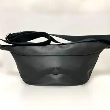 헌팅월드 웨이브 숄더백 바디백 블랙 중고