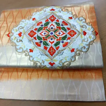 23 나고야 오비 일본 자수로 마무리했습니다