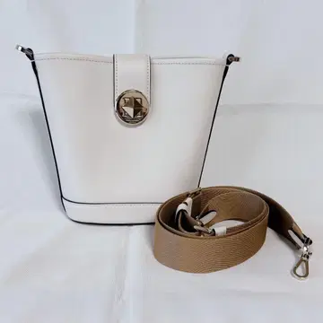 새상품급 케이트 스페이드 오드리 미니 버킷 화이트 숄더백