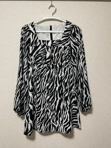 제브라 패턴 긴팔 원피스 S