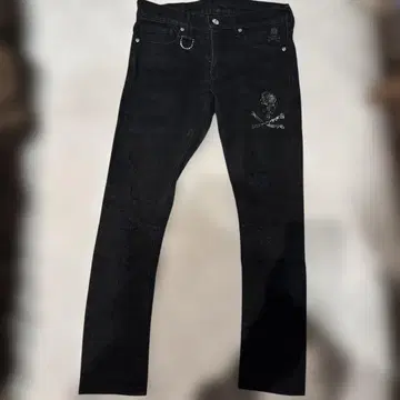 ROEN 블랙 데님 스컬 자수 데미지 가공