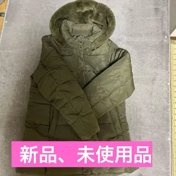 올리브색 퍼 패딩 코트