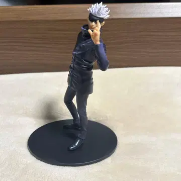 고죠 사토루 피규어