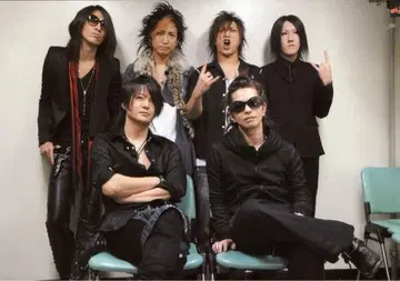 12/21까지 레어 hyde 착용 자켓 LGB IFSIXWASNINE