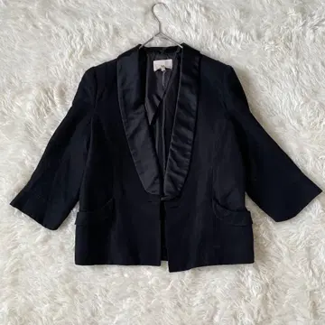 DESIGNWORKS 블랙 새틴 옷깃 테일러드 자켓 7부 소매 린넨 실크