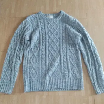 CREATION CUBE 케이블 니트 스웨터 스카이블루