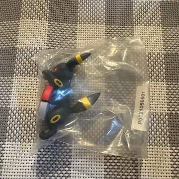 길거리 산책 치라린 프렌즈 블래키 포켓몬