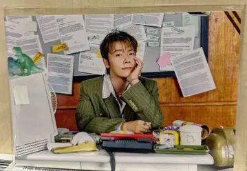 SUPER JUNIOR-D&E 동해 2026 시즌 그리팅 미니 포스터