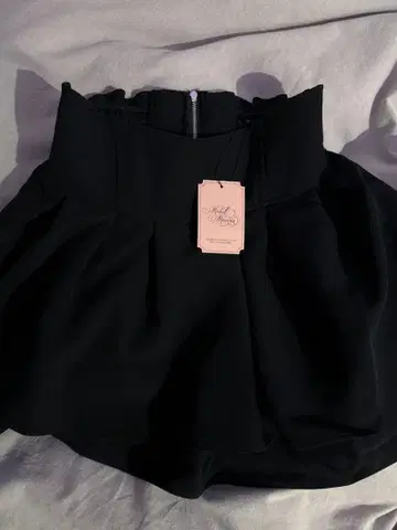 미셸 마카롱 블랙 스커트