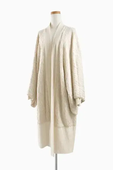 일본제 니트 겉옷 외출하기 좋은 날