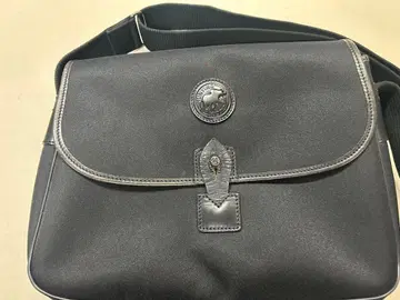 헌팅월드 플랩식 숄더백 블랙