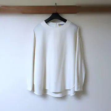 theory luxe 울 블라우스 화이트