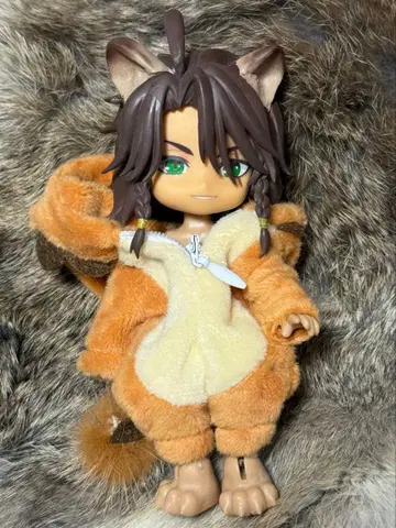 넨도로이드돌 레오나풍 트위스테