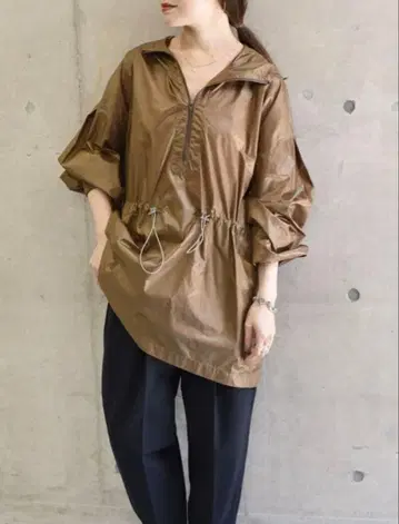 Wai+ SHIPS 아노락 후드티