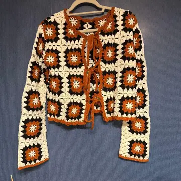 LOGAN 스퀘어 니트 가디건