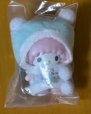 산리오 치비토모 시크릿 키링 눈의 정령 마이 스위트 피아노