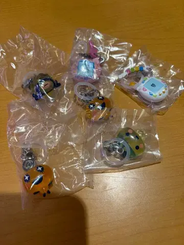 미개봉 캡슐 토이 6개 세트