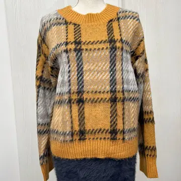 체크 무늬 긴팔 니트 스웨터 [ RADIATE ]