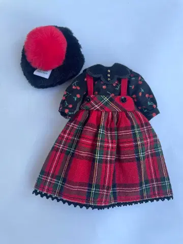 브라이스 작가님 아웃핏 1