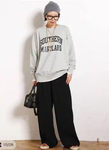 새상품 [athletic wear MASON] 별주 오버 칼리지 맨투맨