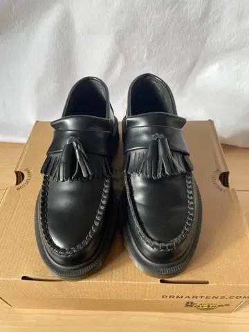 닥터마틴 로퍼 태슬 로퍼 여성용 23cm