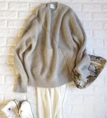 유나이티드 애로우즈 고급 포근한 기모 하찌 모헤어 니트 그레이