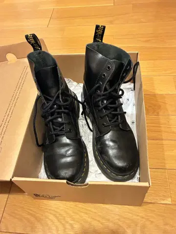 닥터 마틴 블랙 부츠 UK 5