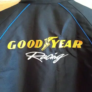 굿이어 자수 문자 블루종