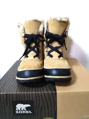SOREL 베이지 어그 부츠