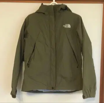THE NORTH FACE 마운틴 파카 올리브