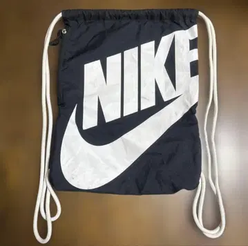 나이키 드로우 스트링 백 블랙
