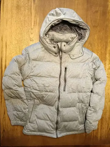 그레이 후드 부착 다운 자켓
