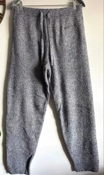 젤라피케 롱팬츠 멜란지 핫모코 롱팬츠 L 사이즈 새상품