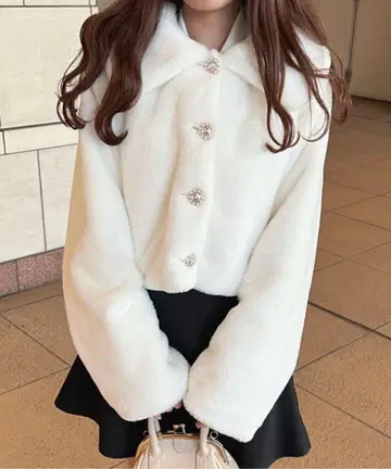 인조 모피 숏코트