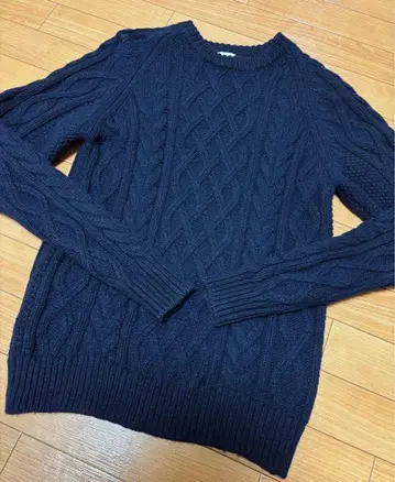 새상품급 URBAN RESEARCH DOORS 네이비 니트 스웨터