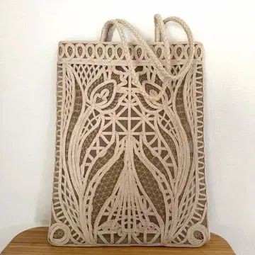 마메 쿠로고치 코드 자수 토트백