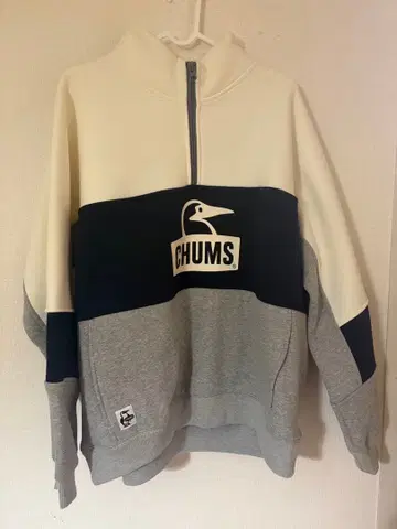 CHUMS 하프 지퍼