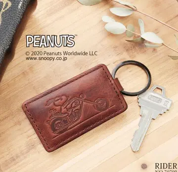 [ 미개봉 새상품 ] 스누피 가죽 키링 MADE IN JAPAN