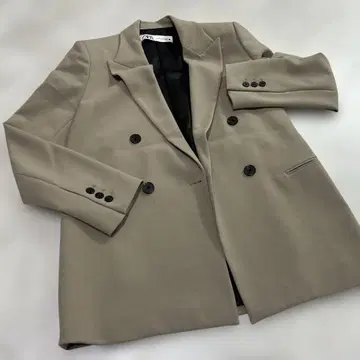 ZARA 베이지 테일러드 자켓