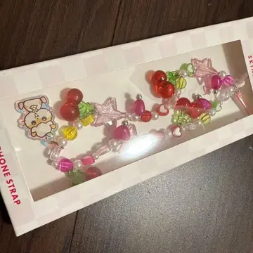 코로코로쿠리린 SKINNYDIP LONDON 비즈 폰 스트랩