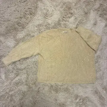 COCO DEAL 크림색 니트 긴팔