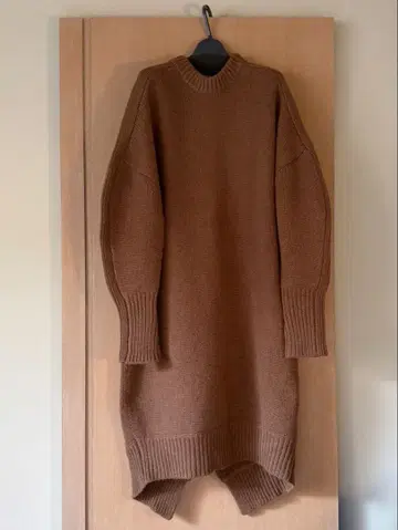 니트 원피스 긴팔 오버 사이즈 브라운 베이지
