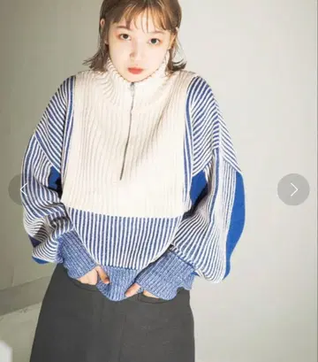 KBF 레이어드 하프 ZIP 니트