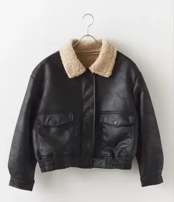 Chick 옷깃 보아 가죽 자켓