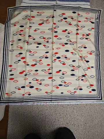 오벌 패턴 스카프 90cm