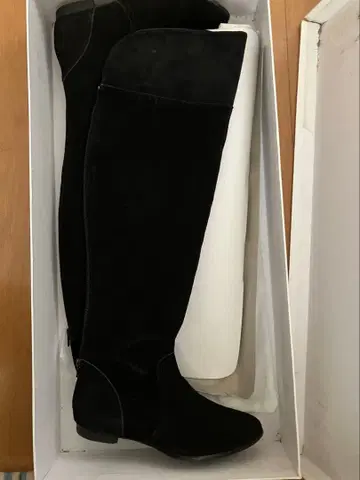 블랙 스웨이드 롱 부츠