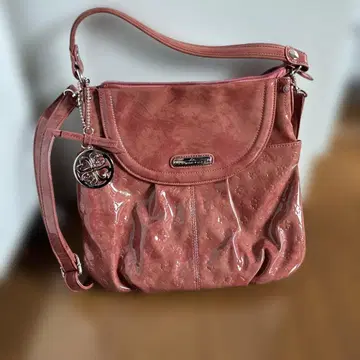 KUMIKYOKU 핑크 숄더백