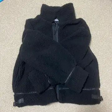 블랙 플리스 자켓