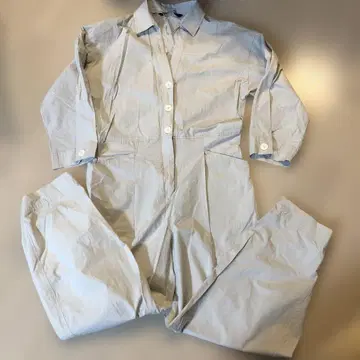 ZARA 라이트 그레이 버튼 올인원