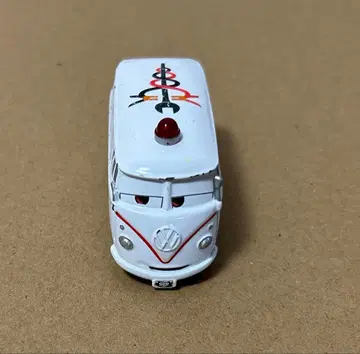 토미카 카즈 필모어